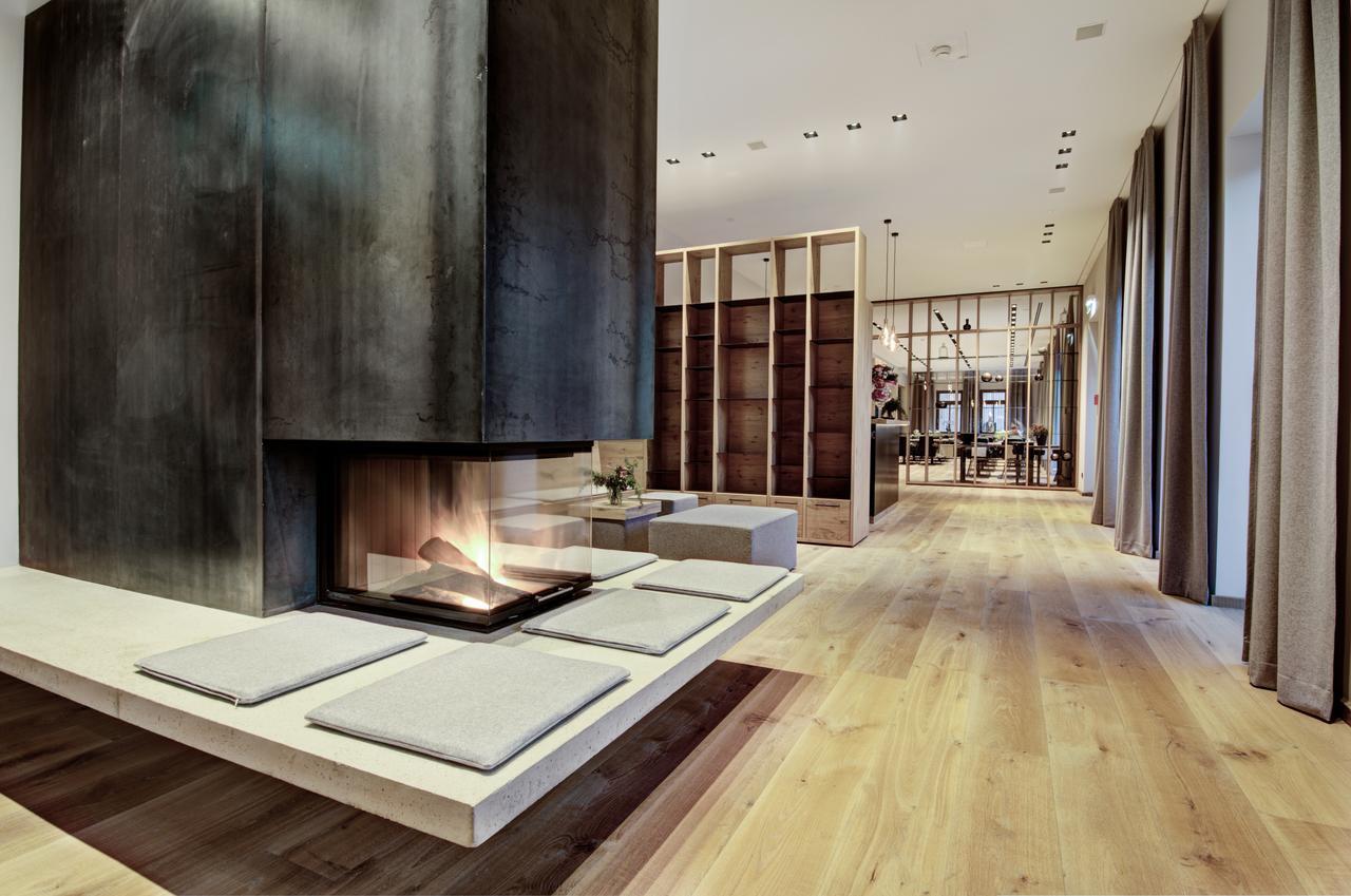 Seehotel Bellevue Zell am See Exterior photo