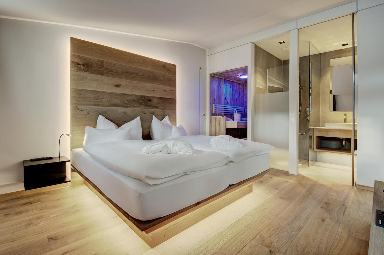 Seehotel Bellevue Zell am See Exterior photo